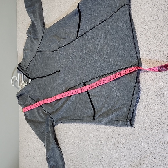 Thyme Maternity pullover hoodie with 3/4 length zipper - Picture 8 of 9